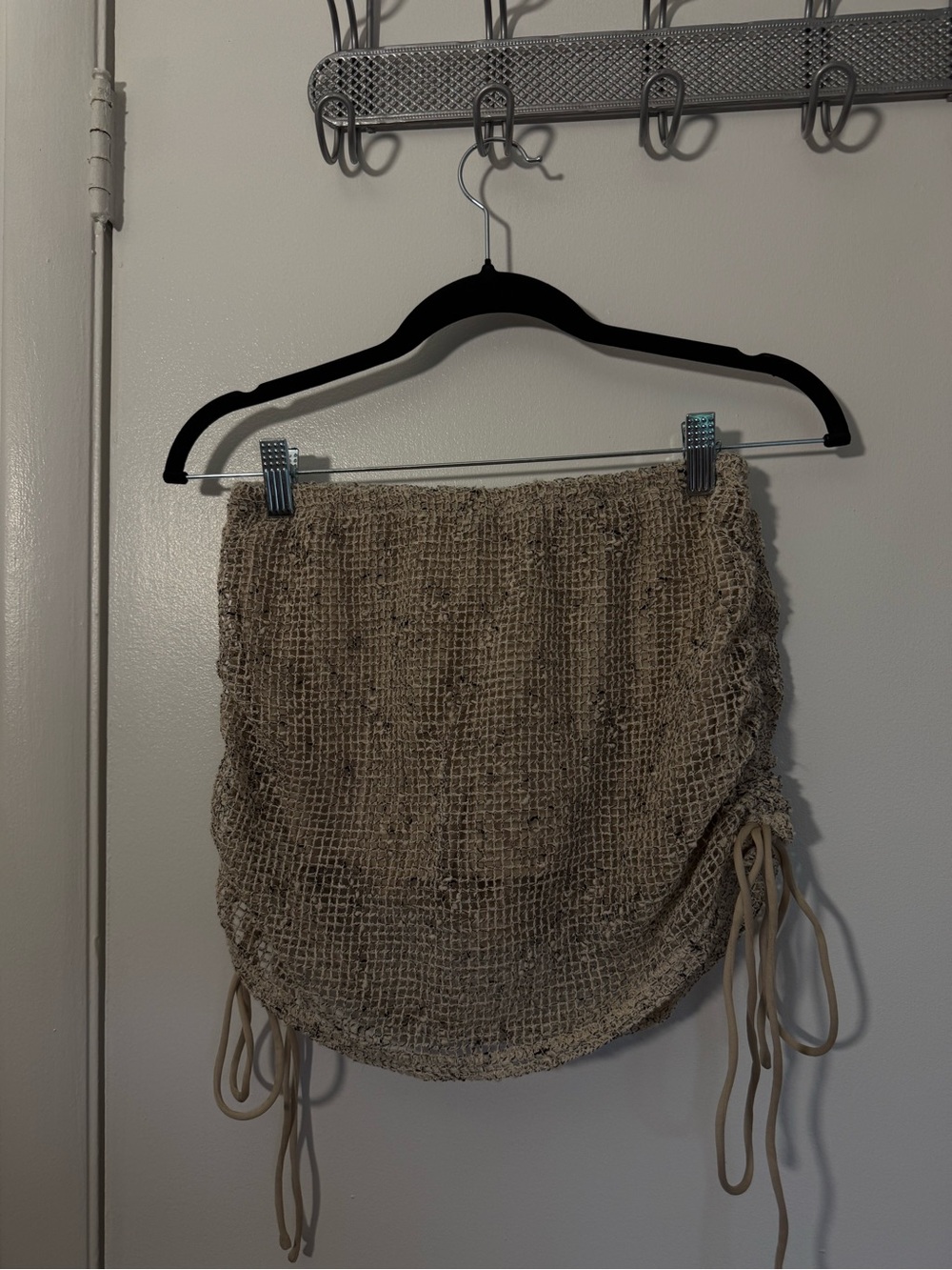White Fox Tan Textured Knit Mini Skort